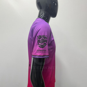 Camiseta de Fútbol Personalizada al por Mayor de Pakistán - Servicio OEM, Material Transpirable de Poliéster, Último Diseño, Impresión por Sublimación, Nombre Personalizado - Product Image 4