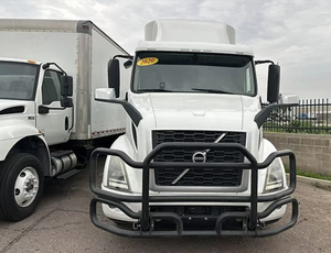 Camión Semi Usado ASEQUIBLE 2020, Vol_vo VNL64T 860 VNL64T860 860 FREIGHTLINER, Camión con Camarote - Product Image 5