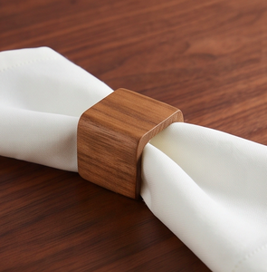 Ronds de serviette en bois faits à la main pour la mise en table, idéaux pour une décoration écologique et les repas quotidiens - Product Image 6