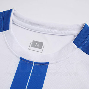 Uniforme de Fútbol Personalizado para Adultos, Cómodo, con Logotipo a Color, Unisex, Transpirable, 100% Poliéster, para Deportes al Aire Libre, Fabricación en Fábrica - Product Image 3