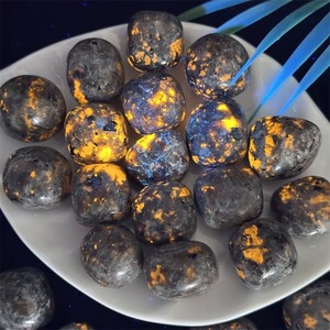 Opale naturelle en vrac, prix de gros, pierres de guérison en cristal, Yooperlite polie pour la décoration - Product Image 3