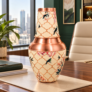 Carafe/Pichet à eau en cuivre très vendue, de luxe, décorative, artisanale, pour la maison, le bureau ou comme cadeau - Product Image 5
