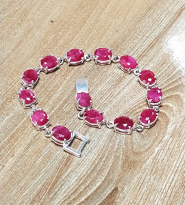 Bracelet en argent avec pierre précieuse rubis naturel, argent sterling 925, bracelet en rubis fait main, bijoux de luxe en gros - Product Image 1