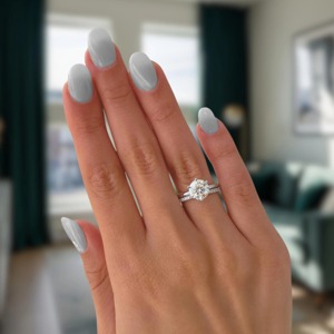 Anillo de Compromiso de Oro de 14K con Diamante Cultivado en Laboratorio, Halo Oculto Redondo, Banda de Moissanita - Product Image 3