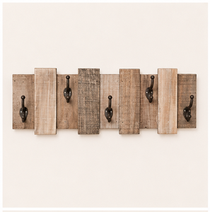 Porte-manteau mural rustique artisanal en bois de récupération avec 5 crochets métalliques robustes pour entrée, buanderie et rangement domestique - Product Image 3