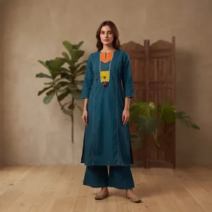 Ensemble Kurta d'été en popeline de coton brodé bleu sarcelle pour femme de Rama |   Tenue ethnique traditionnelle élégante pour les fêtes et les occasions spéciales - Product Image 4