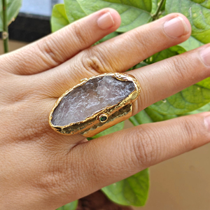 Hip hop jewelry natural uncut raw rose quartz with emerald <b>cz</b> adjustable <b>ring</b> brass 18k gold plated hammered texture band <b>rings</b> - Product Image 5