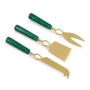 ชุดมีดชีสสแตนเลสแบบมืออาชีพ อุปกรณ์ตัดทนทานสำหรับครัวและโต๊ะอาหาร - Product Image 2