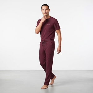 Conjunto de uniforme médico para hombre, color granate, con blusa de media cremallera y pantalón de poliéster con bolsillos y cintura con cordón, ideal para hospital. - Product Image 4