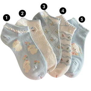 ถุงเท้าลายการ์ตูนน้องหมาสุดน่ารัก ระบายอากาศได้ดี สำหรับผู้หญิง รุ่น Autumn Crew Ruffles - Product Image 5