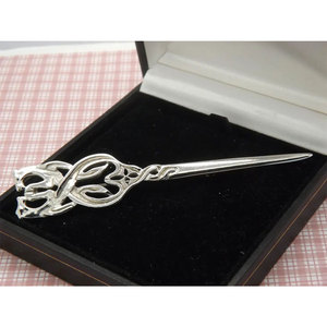 Broche écossaise celtique pour kilt, gravée, en métal argenté poli, personnalisée - Product Image 2