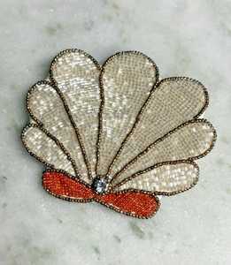 Porte-monnaie en forme de coquillage perlé, fabriqué en Inde, artisanat artistique, broderie classique, couleur et logo personnalisables - Product Image 1