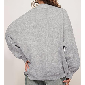 Sweat-shirts à épaules tombantes personnalisés à col montant, en polaire douce, coupe oversize, à manches longues, imprimés pour femme - Product Image 2