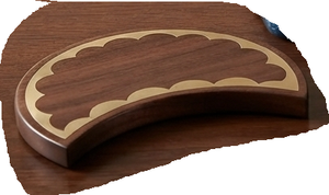 Planche à découper carrée moderne en bois avec motif géométrique, tapis de cuisine et plateau de service faits à la main de haute qualité, diamètre 500 mm - Product Image 4