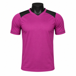 Maillot de football rose personnalisé à col en V et manches courtes, avec empiècements noirs aux épaules, respirant, séchage rapide, tenue d'équipe, vente en gros OEM - Product Image 1