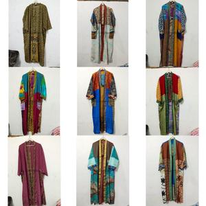ชุดกิโมโนผ้าไหมสำหรับผู้หญิง น้ำหนักเบา หรูหรา สไตล์โบโฮชิค ยาวคลุมเท้า ตกแต่งผ้าแบบแพทช์เวิร์ค เนื้อผ้านุ่ม ระบายอากาศได้ดี แห้งเร็ว เรียบลื่น แขนยาว คอวี - Product Image 1