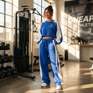 Ensemble survêtement décontracté pour femme, sweat-shirt court et pantalon large, color block bleu et blanc, streetwear, sportswear, personnalisable, marque privée - Product Image 3