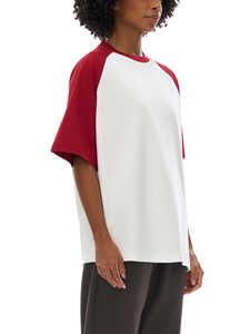 Fabricante de Camisetas con Mangas Raglán en Bloques de Color Personalizados, Camiseta de Béisbol 100% Algodón, Proveedor de Ropa Deportiva Unisex de Marca Privada OEM - Product Image 5