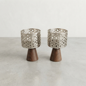 Quemador de incienso moderno de madera con una elegante pantalla metálica geométrica, perfecto para crear un ambiente relajante en cualquier habitación. - Product Image 6
