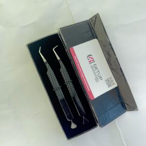 Pinzas para Extensión de Pestañas con Logotipo Personalizado, Diseño de Mariposa, Agarre de Rejilla de Diamantes, Color Rosa Plateado, con Caja Magnética - Product Image 1