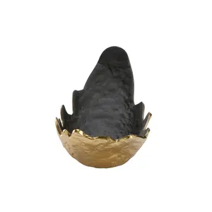 Bol décoratif en métal haut de gamme pour espaces de vie design, bol en métal élégant fait main pour une mise en scène de table luxueuse, sûr, Zahid Exports - Product Image 5