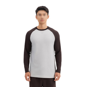 Buen Proveedor OEM ODM con Logotipo Personalizado, Camisetas Raglán de Manga Larga de Algodón de Tono Brillante, Corte Moderno para Hombre - Product Image 1