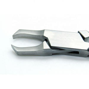 High Quality Custom Logo Manual Steel De Bonding Pliers OEM Design Hemolock Clip, Medic Instrument by <b>Blush</b> surgical - Product Image 2