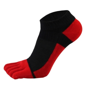Chaussettes unisexes pour hommes et femmes, décontractées, douces, respirantes, en coton, noires et blanches, athlétiques, à cheville haute, pour la saison printanière - Product Image 1