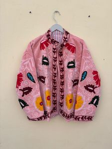 Veste en velours brodée Suzani vintage traditionnelle, écologique, style bohème, manteau d'hiver fait main, kimono de festival, cadeau pour elle - Product Image 1