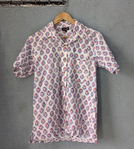 เสื้อเชิ้ตแขนสั้นผู้ชายพิมพ์ลายลำลองสีขาวสีชมพูสีม่วงลายดอกไม้คอปกแบบพับได้กระดุมเดี่ยวเสื้อเชิ้ตผ้าฝ้ายระบายอากาศได้ - Product Image 6