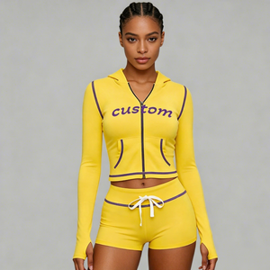 Conjunto de Yoga de Dos Piezas para Mujer con Logotipo Personalizado, Top con Capucha de Manga Larga y Pantalones Cortos, Transpirable y Ecológico, Ropa Deportiva para Primavera/Verano - Product Image 5