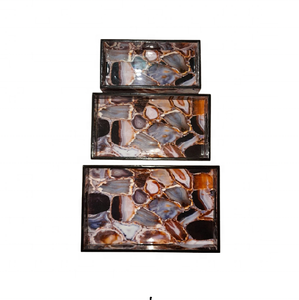 Plateau de service en bois émaillé de qualité artisanale, multicolores, finition naturelle, pour hôtels et restaurants - Product Image 3