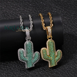 จี้รูปกระบองเพชรประดับเพชรแล็บโกรว์สีเขียวสไตล์ฮิปฮอป เครื่องประดับทอง/เงินสำหรับทุกเพศ - Product Image 1