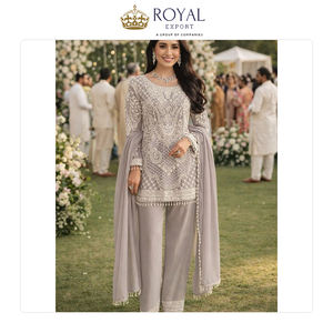 Oferta Especial en Hermosa Colección Étnica de Ropa Pakistaní de Diseño: Conjunto de Traje de Georgette con Bordado y Lentejuelas - Product Image 3