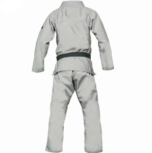 Kimono de BJJ para Adultos, Unisex, Gris Claro, 100% Algodón, Resistente, para Artes Marciales, Corte Regular, Teñido Liso, Disponible - Product Image 3