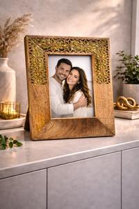 Cadre photo moderne en résine personnalisé avec design texture marbre pour la décoration de bureau et les cadeaux d'entreprise - Product Image 5