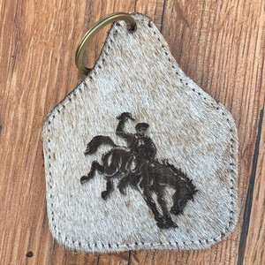 Le plus récent porte-clés de luxe en relief au laser en cuir de vachette OEM personnalisé cheveux occidentaux sur cuir véritable mini porte-clés personnalisé pour la promotion - Product Image 4