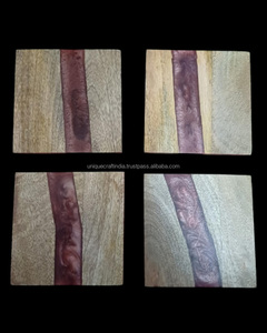 Ensemble de 4 sous-verres en bois artistiques, faits à la main, uniques, modernes, élégants, carrés, 4 pouces, écologiques, durables, pour table - Product Image 4