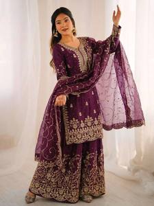 Conjunto familiar a juego de Kurti de seda GMY y Palazzo con Dupatta bordada con lentejuelas – Ropa étnica para mamá e hija - Product Image 3