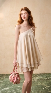 Robe élégante ivoire pour femme, prête à être expédiée, à une épaule, courte, avec une coupe évasée fluide, pour les fêtes, livraison directe. - Product Image 5