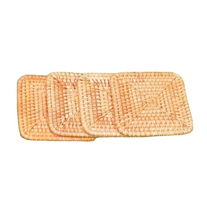 Sous-verres carrés modernes faits à la main en corne/MDF, tapis de tasse tissés écologiques, absorbants et résistants à la chaleur pour café et cuisine - Product Image 4