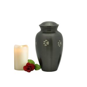 Venta superior Calidad superior Hecho a mano Forma redonda Metal Recuerdo Urna Diseño tradicional de estilo americano para suministros funerarios - Product Image 1