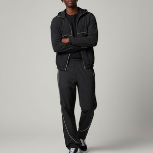 Chándales de nailon negros personalizados, cortavientos impermeables con cremallera, chaqueta y pantalones negros con ribetes para hombre - Product Image 3