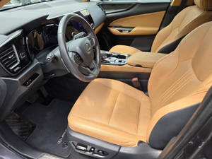 2024 NX 250 4dr Crossover Listo para Envío - Product Image 3