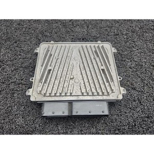 ECU และโมดูลคอมพิวเตอร์มือสองสำหรับรถยนต์ S-class รุ่น 2721535279 - Product Image 3