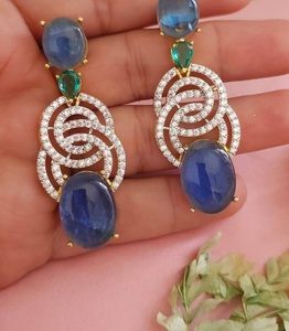 Aretes Colgantes de Moissanita Plateados en Plata de Primera Calidad, Elegantes y Atractivos, para Mujer, Ideales para Fiestas y Eventos Nocturnos, Colección de Moda - Product Image 2