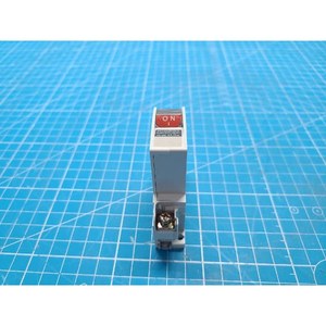 Disjoncteur monophasé Mitsubishi CP30-BA 1P 0.5A – Pièce détachée d'équipement semi-conducteur d'occasion - Product Image 6