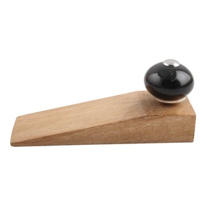 Cintres en bois de luxe en gros avec finition laquée lisse pour l'hôtellerie - Product Image 1