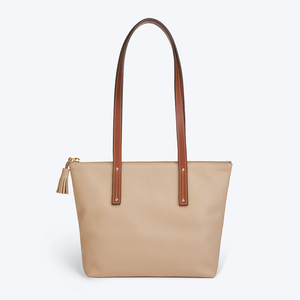 Sac fourre-tout en cuir avec fermeture éclair, sac à bandoulière, sac de shopping personnalisé avec logo, couleur beige, motif lettres, extra large, grainé - Product Image 1