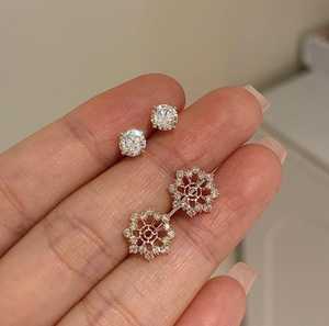 Pendientes florales con circonitas redondas brillantes para mujer, joyería de plata 925, diseño floral clásico, regalo para pareja - Product Image 4